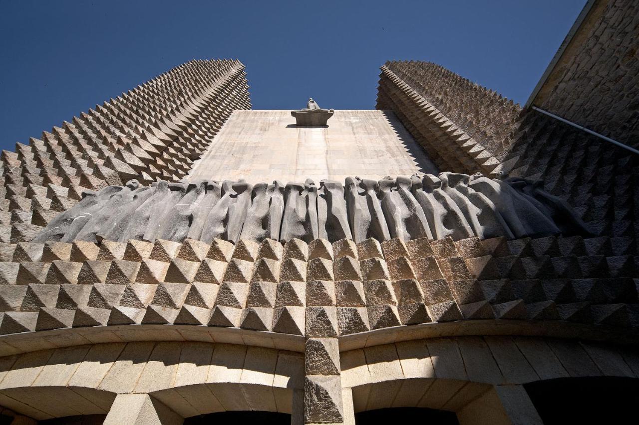 Iraipe Santuario De Arantzazu Hotel Onate Luaran gambar